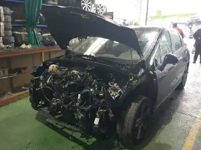 Sloopvoertuig peugeot 308 i (4a_, 4c_) 2.0 hdi van het jaar 2011 aangedreven rhh