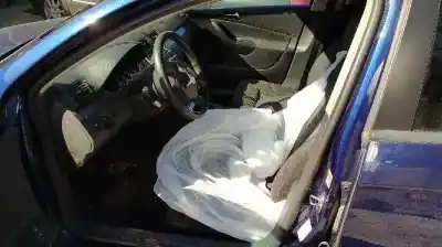 Vehicul casat volkswagen passat variant (3c5) edition al anului 2008 alimentat bls