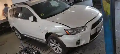 Здавання транспортного засобу mitsubishi outlander (cw0) motion 4wd року 2011 потужний 4n14
