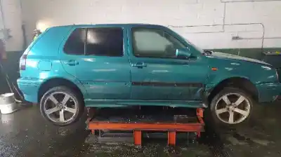 Veículo de Sucata volkswagen golf iii berlina (1h1) gl do ano 2000 alimentado 