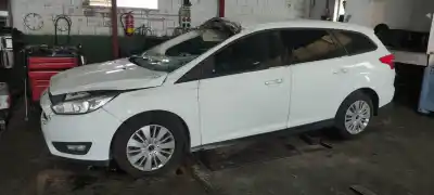 Sloopvoertuig FORD FOCUS III 1.5 D 120CV van het jaar 2015 aangedreven XWDB