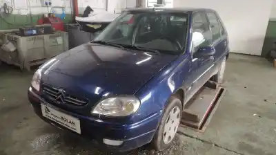 Veículo de Sucata citroen saxo 1.5 diesel do ano 2000 alimentado vjx