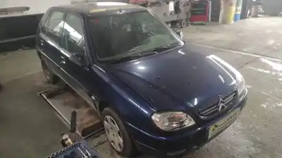 Veículo de Sucata citroen saxo 1.5 diesel do ano 2000 alimentado vjx