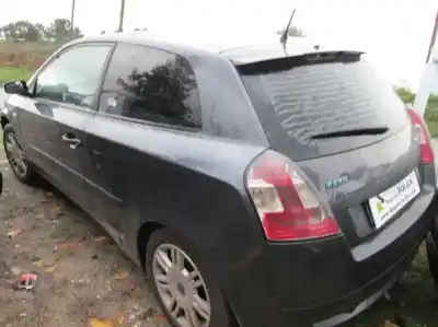 Sloopvoertuig fiat                                               stilo (192)                                                                                                                                                                                                                                                1.9 jtd cat van het jaar 2003 aangedreven 192a1000
