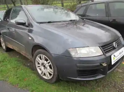Sloopvoertuig fiat                                               stilo (192)                                                                                                                                                                                                                                                1.9 jtd cat van het jaar 2003 aangedreven 192a1000