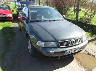 Veículo de Sucata AUDI A4 BERLINA (B5) 1.8 do ano 1998 alimentado ADR