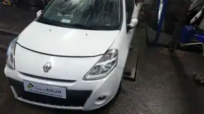 Veicolo di demolizione RENAULT CLIO III Dynamique dell'anno 2009 alimentato K9K T7