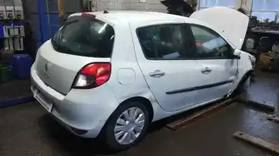 Veículo de Sucata renault clio iii dynamique do ano 2009 alimentado k9k t7