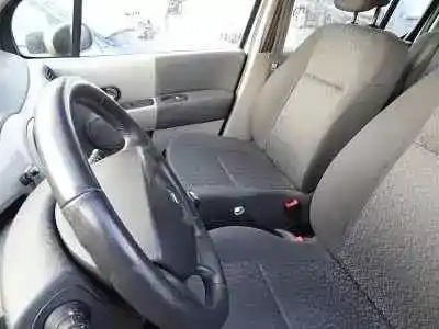 Scrapping Vehicle renault modus luxe privilege of the year 2004 powered k9k j7