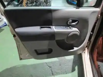 Scrapping Vehicle renault modus luxe privilege of the year 2004 powered k9k j7