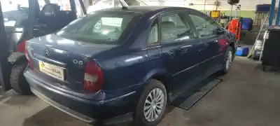 Veículo de Sucata citroen c5 berlina 2.0 hdi sx do ano 2003 alimentado rhz