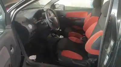 Veículo de Sucata citroen c2 vtr do ano 2004 alimentado kfv