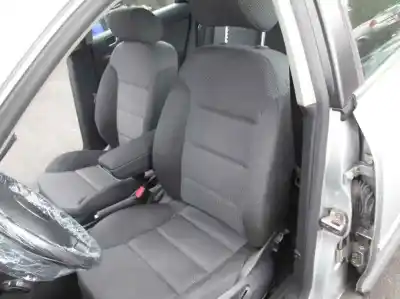 Здавання транспортного засобу audi a3 (8l) 1.6 ambiente року 2003 потужний bfq