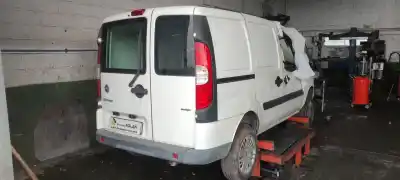 Vehicul casat fiat doblo active al anului 2010 alimentat 199a3000