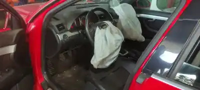 Veículo de Sucata audi a4 berlina (8e) 2.0 tdi 16v (103kw) do ano 2006 alimentado bre