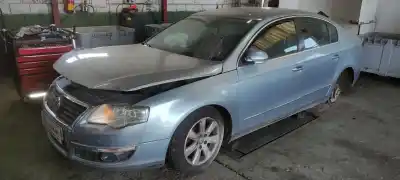 Veículo de Sucata volkswagen passat berlina (3c2) 2.0 tdi do ano 2005 alimentado bkp