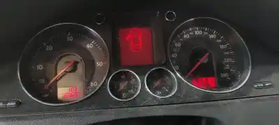 Veículo de Sucata volkswagen passat berlina (3c2) 2.0 tdi do ano 2005 alimentado bkp