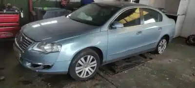 Sloopvoertuig VOLKSWAGEN PASSAT BERLINA (3C2) Edition van het jaar 2006 aangedreven BKP