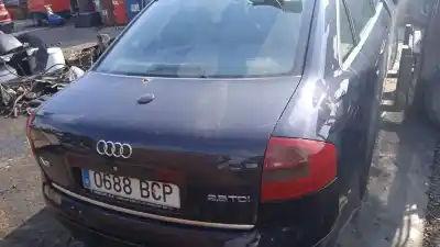Veículo de Sucata audi a6 berlina (4b2) 2.5 v6 24v tdi do ano 2000 alimentado akn