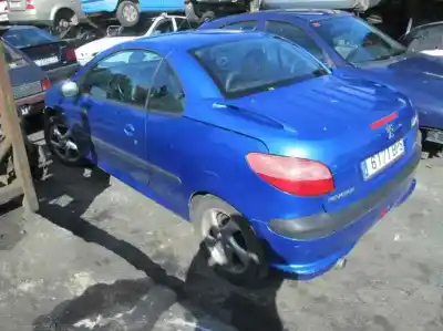 Verschrottungsfahrzeug PEUGEOT 206 CC CC des Jahres 2001 angetrieben NFU