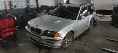 Veículo de Sucata bmw serie 3 touring (e46) 330xd do ano 2001 alimentado m57306d1