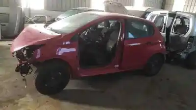 Veículo de Sucata peugeot 208 business line do ano 2017 alimentado bh02