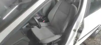 Veículo de Sucata peugeot 307 (3a/c) 2.0 hdi 90 do ano 2002 alimentado rhy