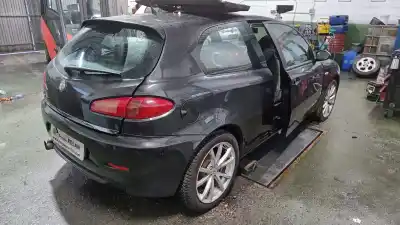 Veicolo di demolizione alfa romeo 147 (937_) 1.9 jtd (937.axd1a, 937.bxd1a) dell'anno 2005 alimentato 937a2000
