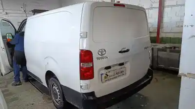 Здавання транспортного засобу toyota proace 2.0 diesel caja cerrada року 2017 потужний ah01