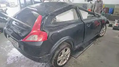 Vehicul casat volvo c30 (533) 2.0 al anului 0 alimentat b4204s3