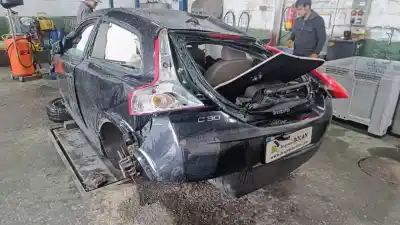 Vehicul casat volvo c30 (533) 2.0 al anului 0 alimentat b4204s3