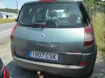 Vehículo de desguace RENAULT SCENIC II  del año 2004 con motor F9Q D8