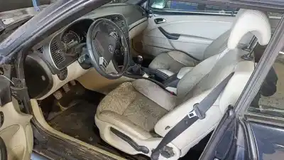 Sloopvoertuig saab 9-3 cabrio vector van het jaar 2010 aangedreven z19dth
