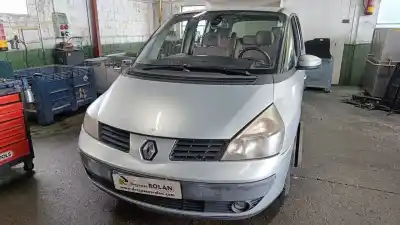 Scrapping Vehicle renault espace iv (jk0) authentique of the year 2003 powered f9q a8