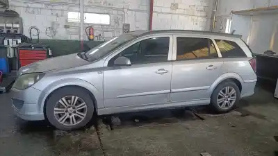 Здавання транспортного засобу opel astra h caravan cosmo року 2006 потужний z17dth