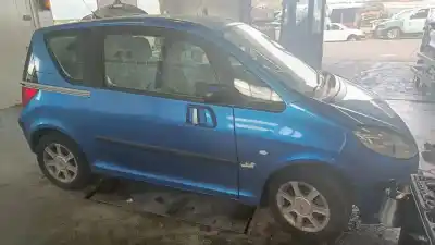 Veicolo di demolizione peugeot 1007 (km_) 1.4 hdi dell'anno 2005 alimentato 8hz