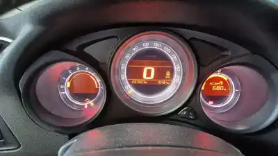 Veicolo di demolizione citroen c4 ii (nc_) 1.6 hdi 90 dell'anno 2011 alimentato 9hp