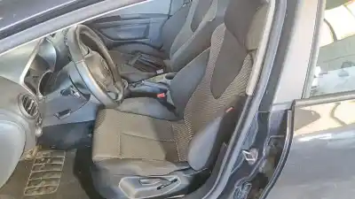 Veicolo di demolizione seat leon (1p1) 1.9 tdi dell'anno 2008 alimentato bxe