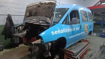 Veículo de Sucata citroen jumpy 2.0 hdi sx familiar (5/6 asientos) do ano 2001 alimentado rhz