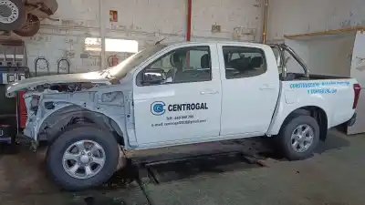 Scrapping Vehicle ISUZU D-MAX Double Cab Custom 4WD of the year 2018 powered RZ4EE6S-L