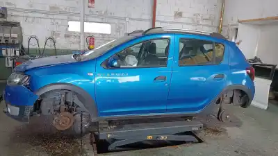 Veículo de Sucata DACIA SANDERO 1.5 dCi Diesel FAP CAT do ano 2015 alimentado K9K C6