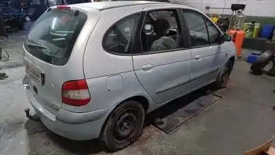 Scrapping Vehicle renault scenic (ja..) 1.9 dci authentique of the year 2002 powered f9q k7