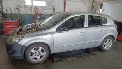 Veículo de Sucata OPEL ASTRA H SEDÁN (A04) 1.3 CDTI (L69) do ano 2007 alimentado Z13DTH