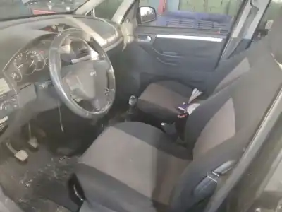 Vehicul casat opel meriva cosmo al anului 2005 alimentat z13dt