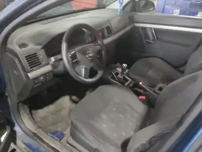 Veicolo di demolizione OPEL VECTRA C (Z02) 1.8 16V dell'anno 2002 alimentato Z18XE