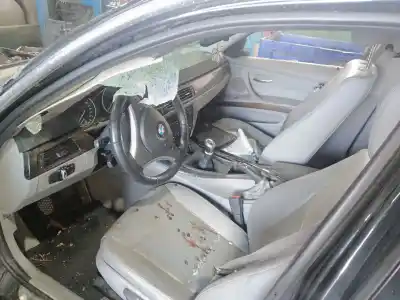 Veicolo di demolizione bmw 3 (e90) 320 d dell'anno 2010 alimentato n47d20c