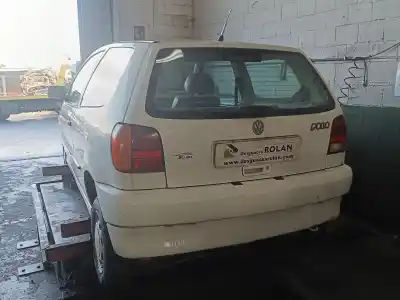Veículo de Sucata volkswagen polo iii (6n1) 64 1.9 d do ano 1998 alimentado aef