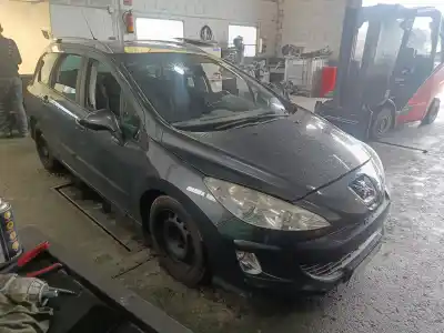Véhicule à la ferraille peugeot 308 sw i (4e_, 4h_) 2.0 hdi de l'année 2008 alimenté rhr