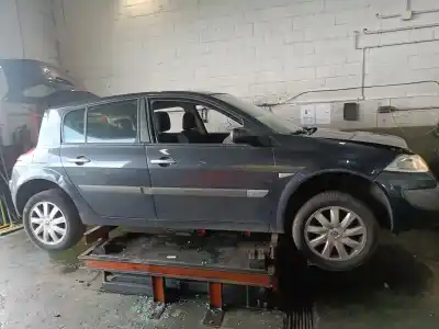 Verschrottungsfahrzeug RENAULT MEGANE II (BM0/1_, CM0/1_) 1.5 DCI (BM1E, CM1E) des Jahres 2006 angetrieben K9K 732