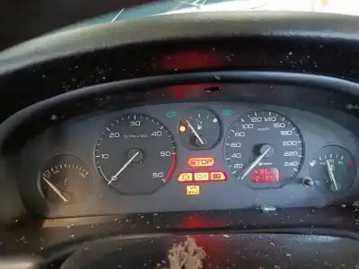 Sloopvoertuig peugeot 406 (8b) 1.9 td van het jaar 1997 aangedreven d8b